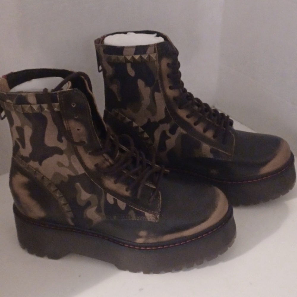 Steve Madden Distressed Camo Combat Boots
